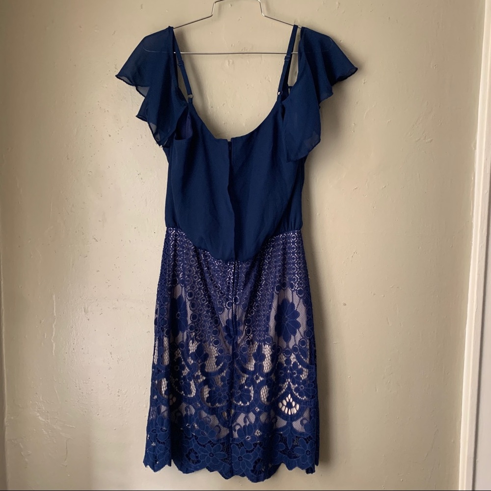 NWT Francesca navy lace dress - L
